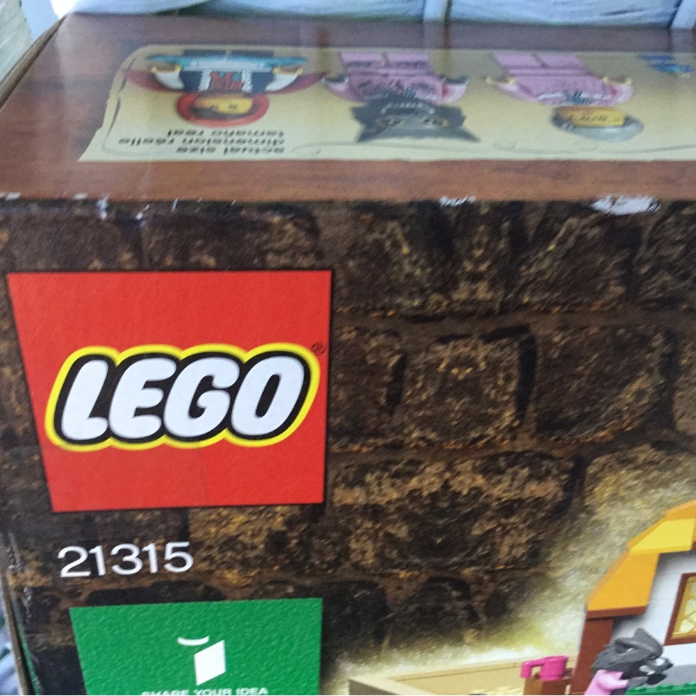 Lego Ideas Once Upon a Brick 21315 NISB w/ Scuffs Dents Creases - Picture 6 of 16